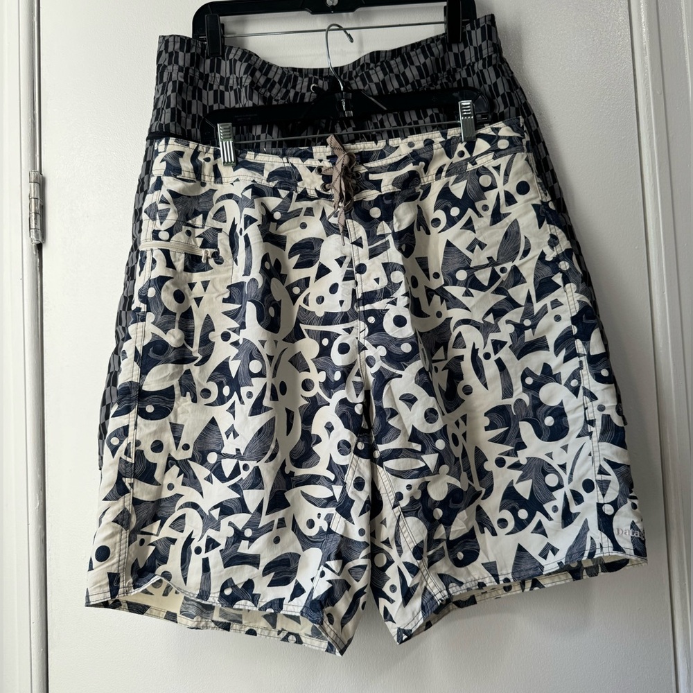 2 Bundle Of Patagonia Swim Shorts Size 36